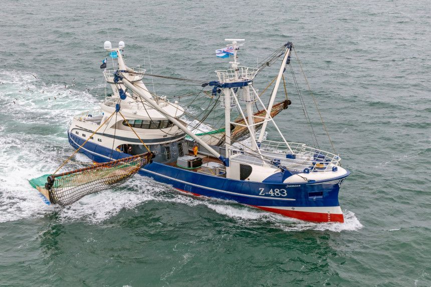 Fishing Trawler - 210601-6-Padmos-474fbb88