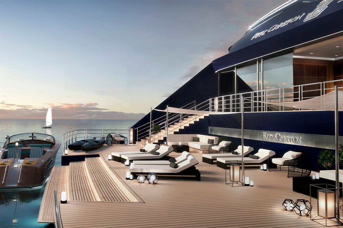 Ritz-Carlton-Yacht-marina